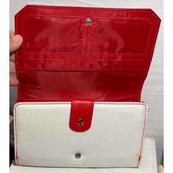 Legion Red & White Floral Wallet With Matching Key Holder Poppies 8 x 5" - Picture 6 of 16